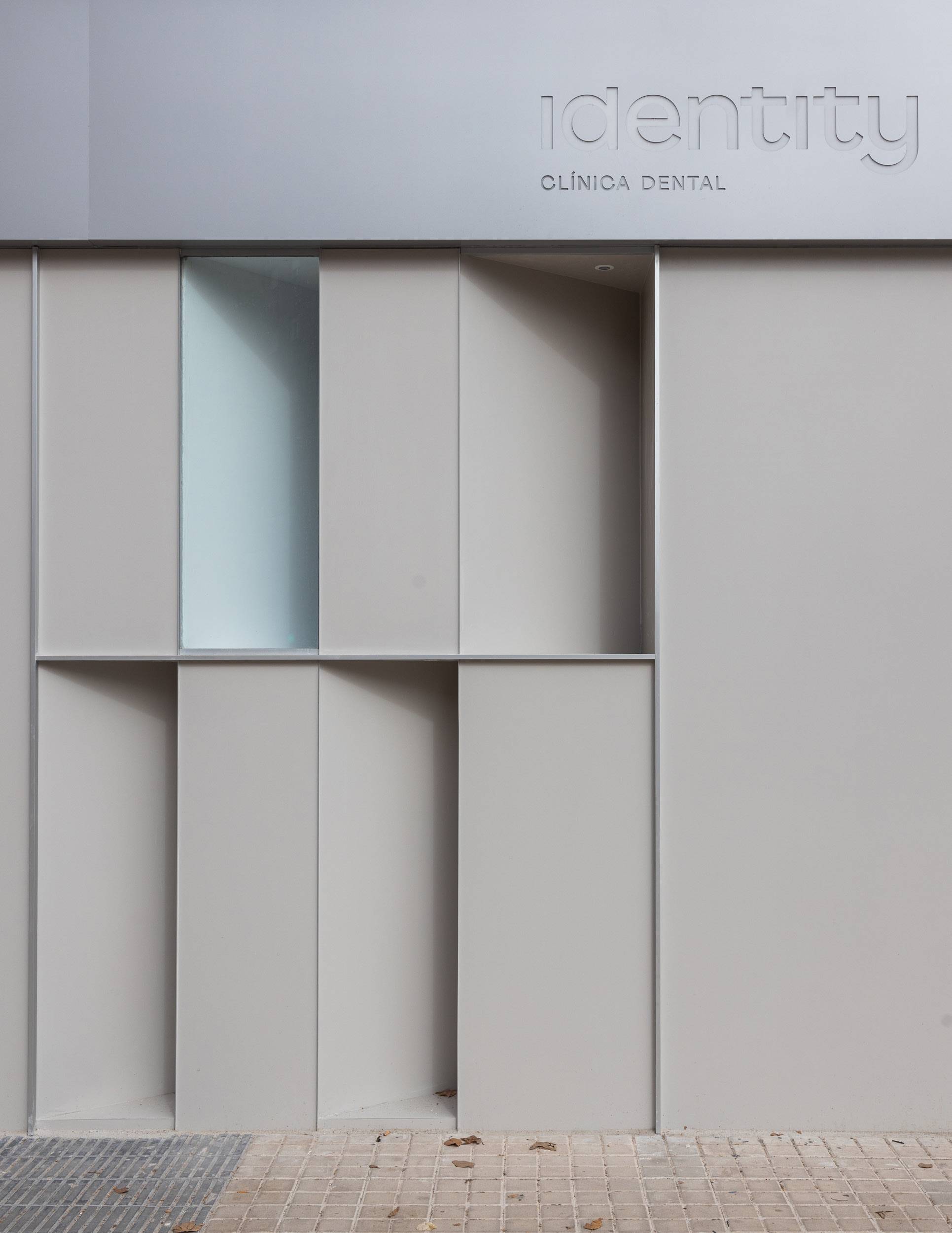 A minimalist dental clinique storefront